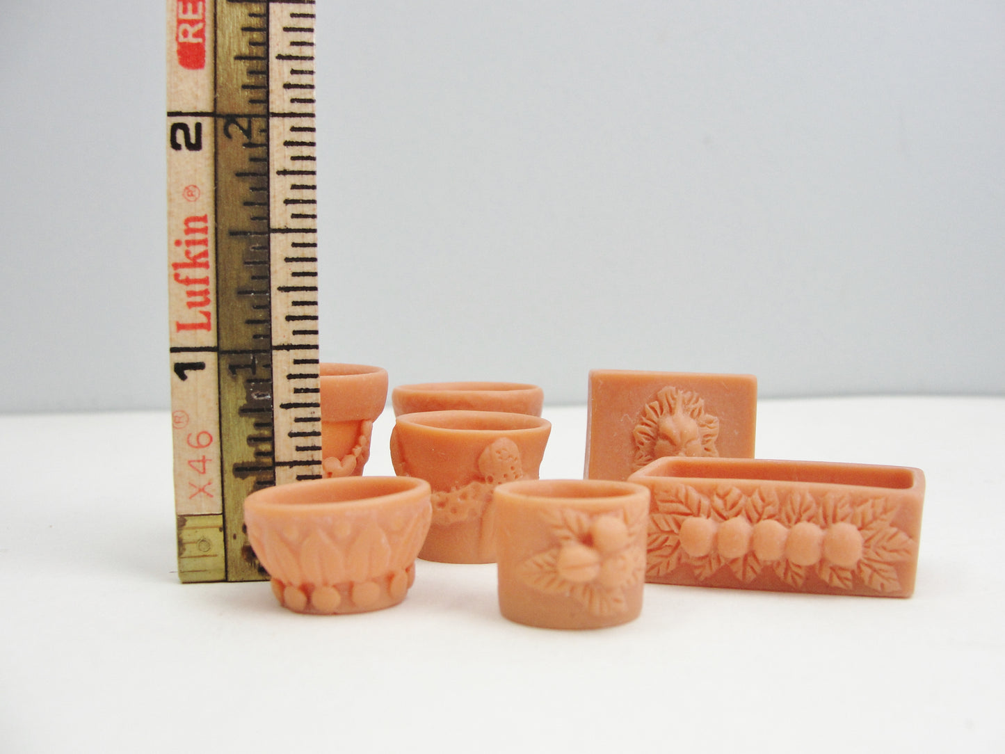 Dollhouse miniature planter assortment
