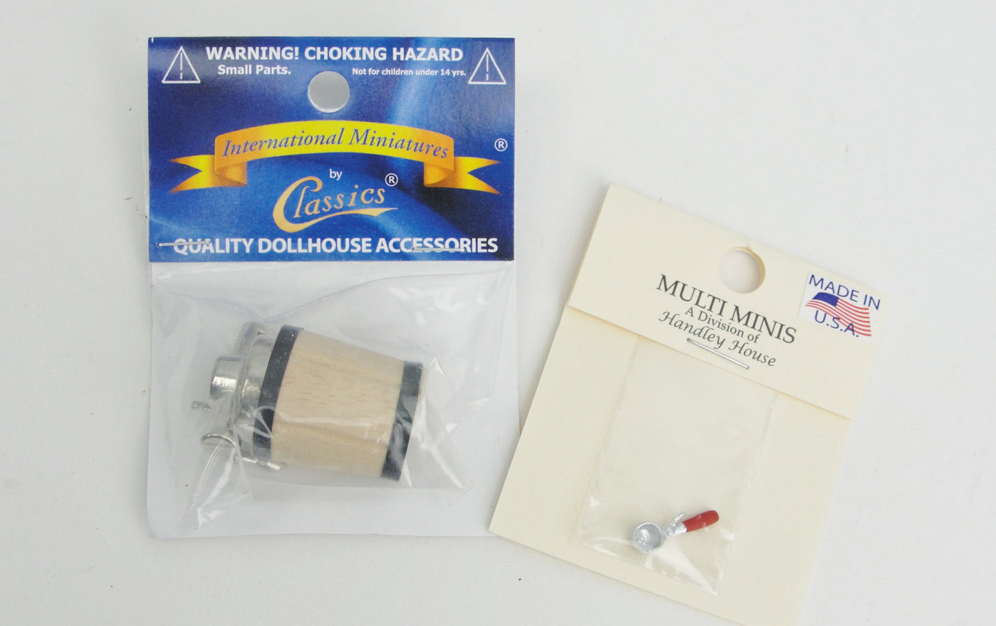 Miniature ice cream maker and ice cream scoop dollhouse