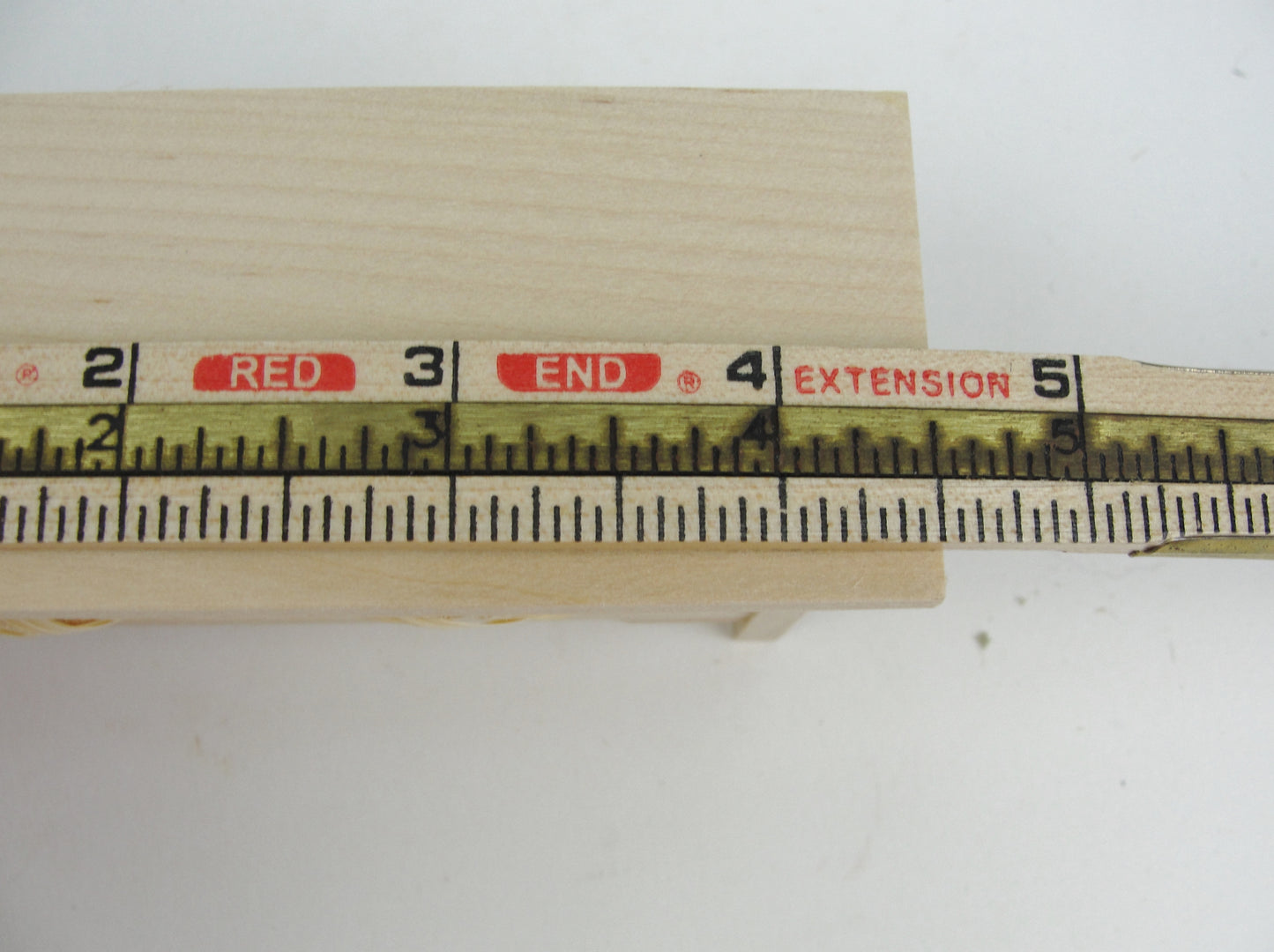 Dollhouse furniture storage table with baskets