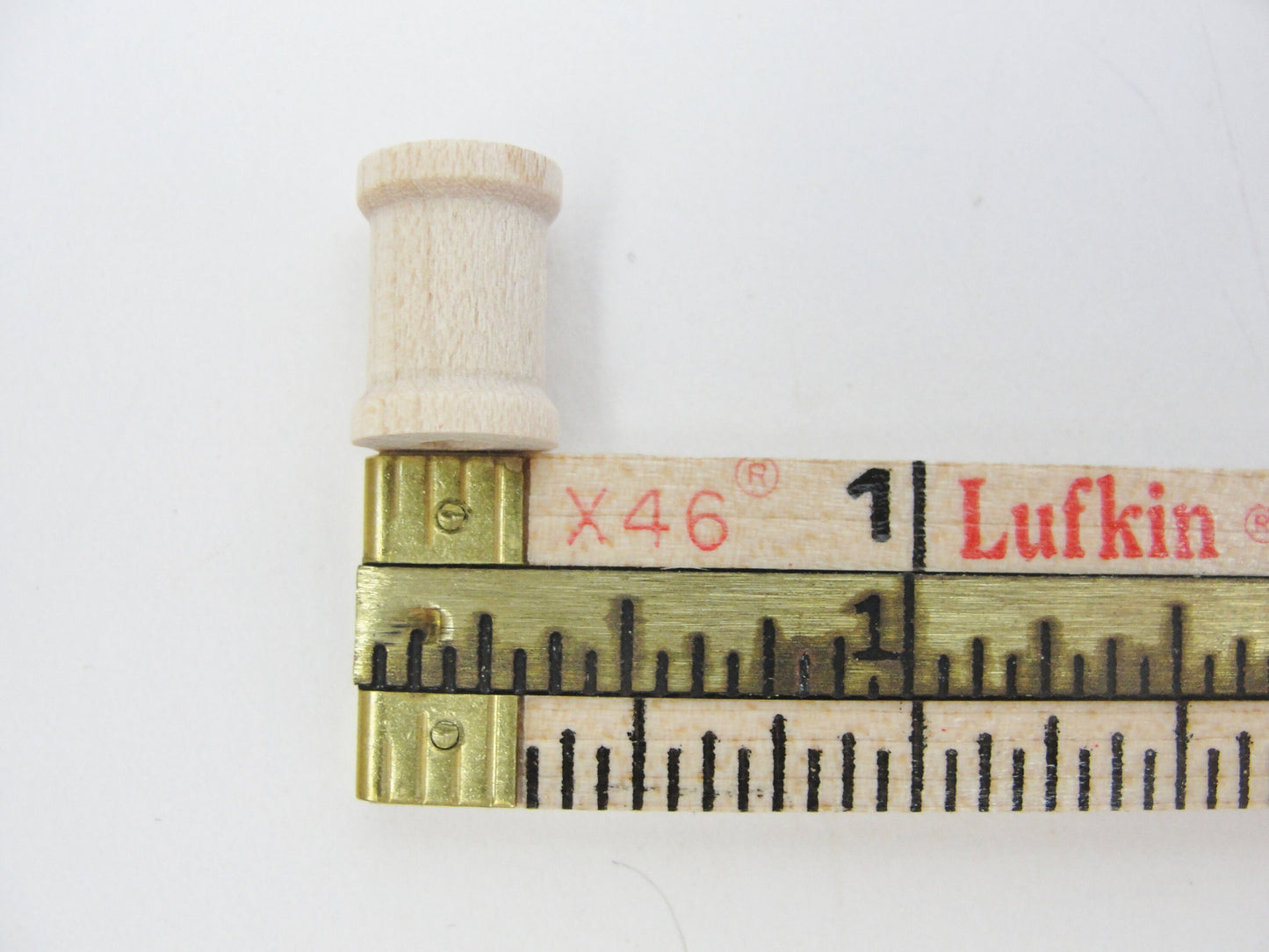 Little wooden spools 1/2" x 3/8" set of 12, wood spools
