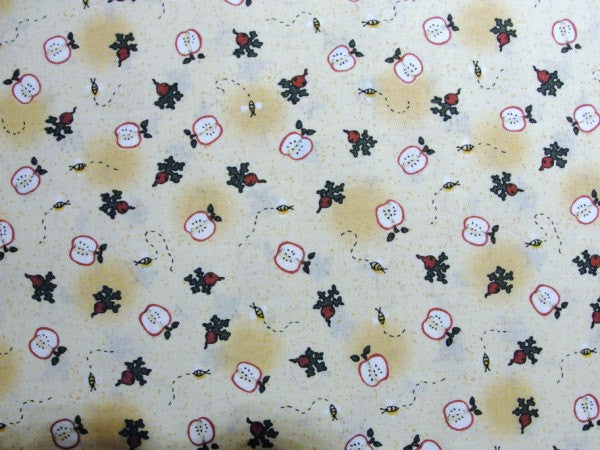 Leslie Beck apple fabric Heartland yardage - Fabric - Craft Supply House