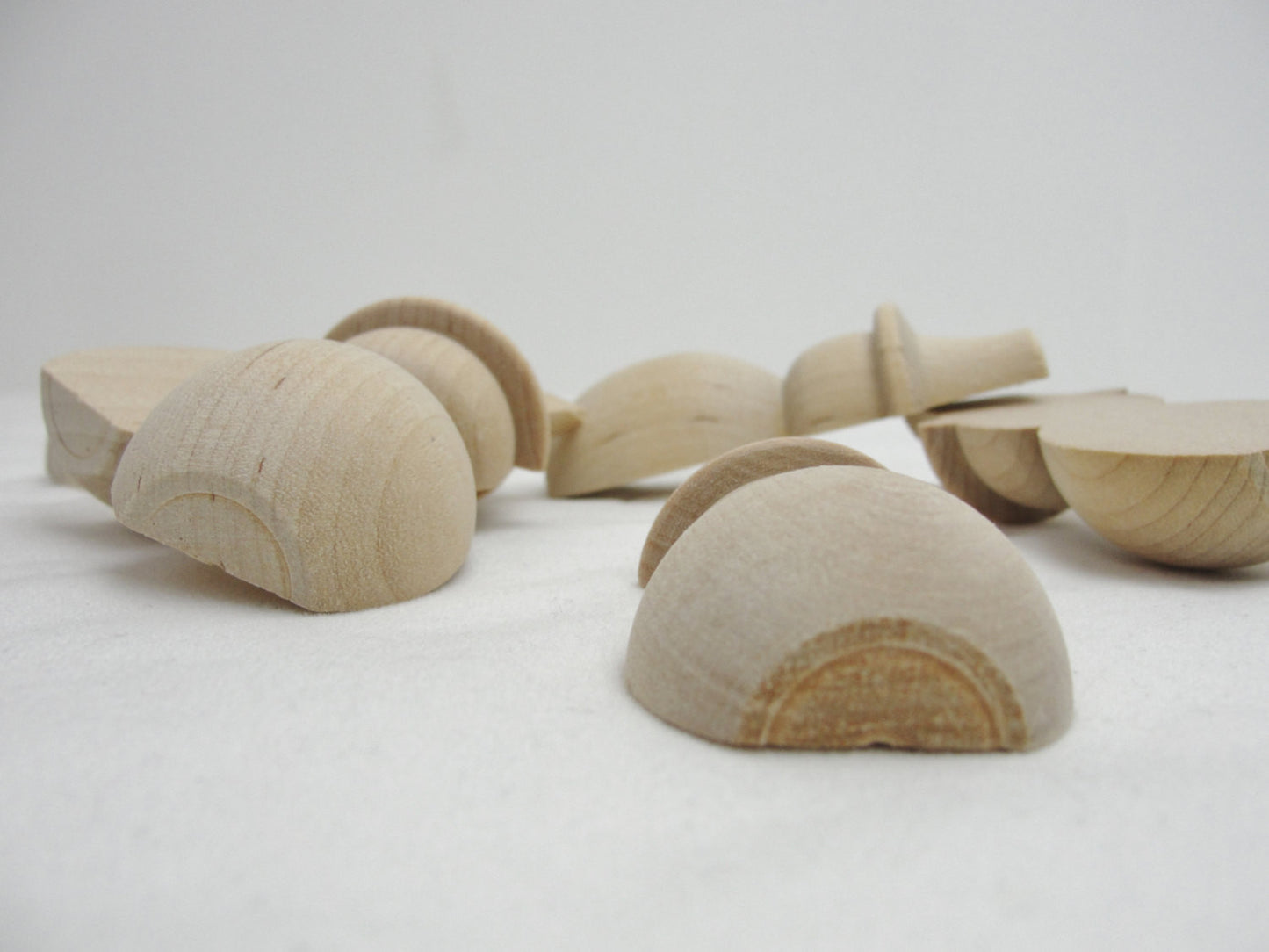 Split wooden Snowman 2 7/8" tall set of 6 - Wood parts - Craft Supply House