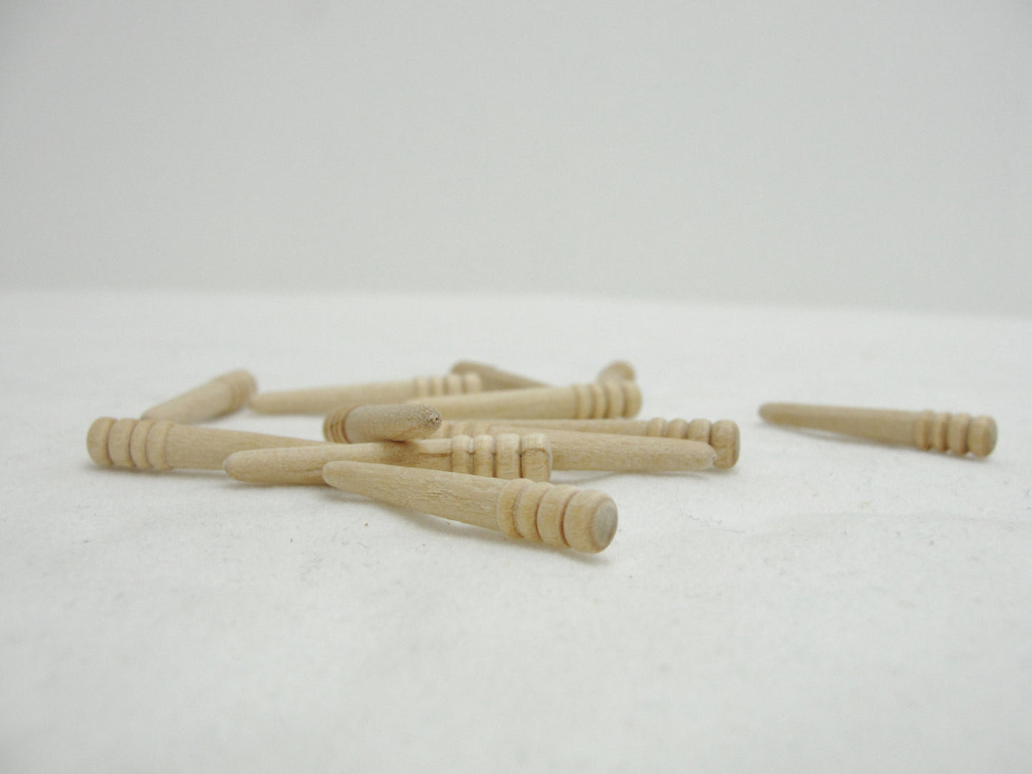 Cribbage pegs set of 12 - Wood parts - Craft Supply House