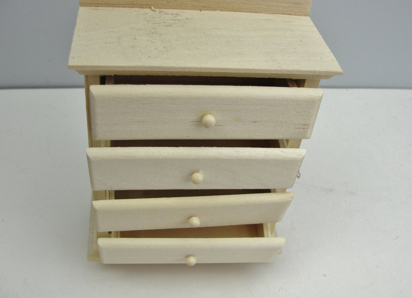 Dollhouse miniature 4 drawer chest of drawers unfinished