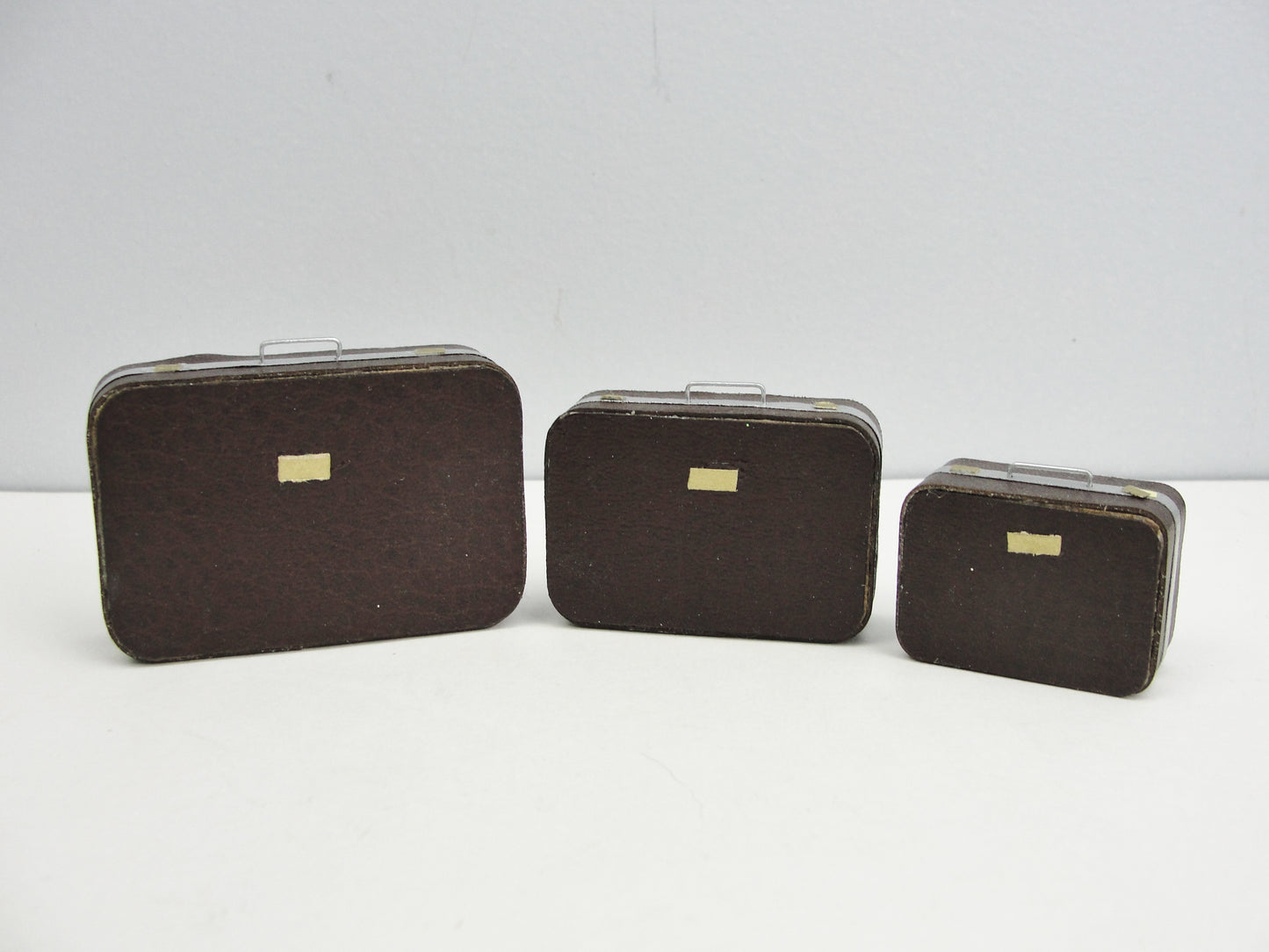 Miniature suitcase dollhouse accessories set of 3