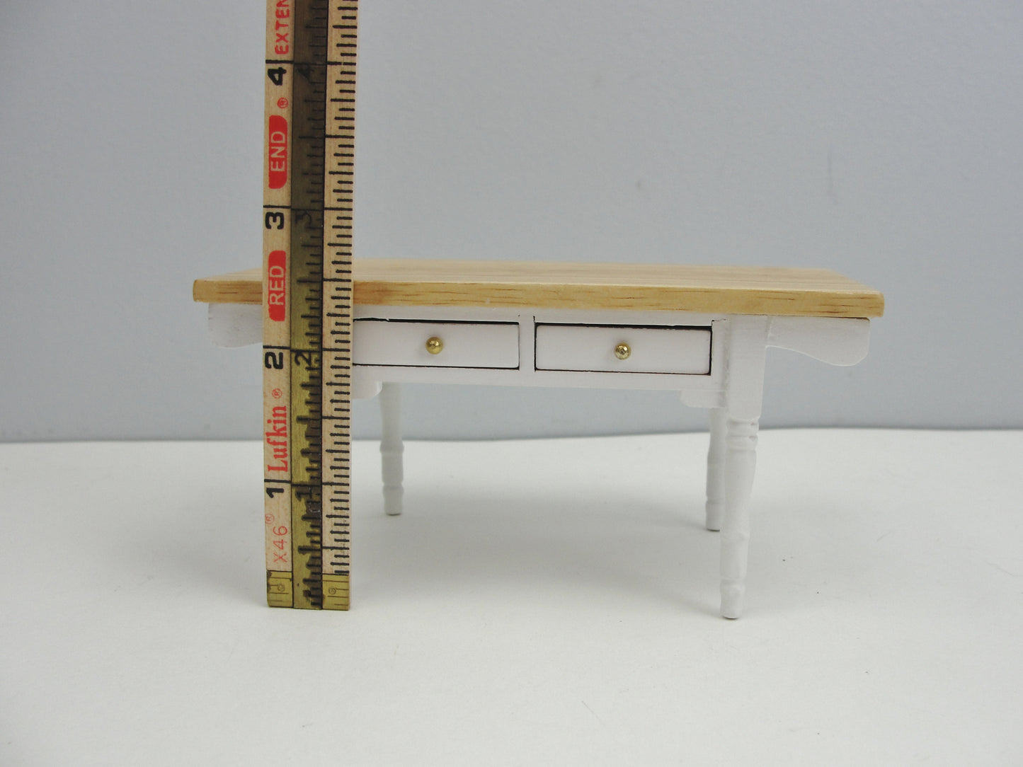 Dollhouse miniature Vermont Table