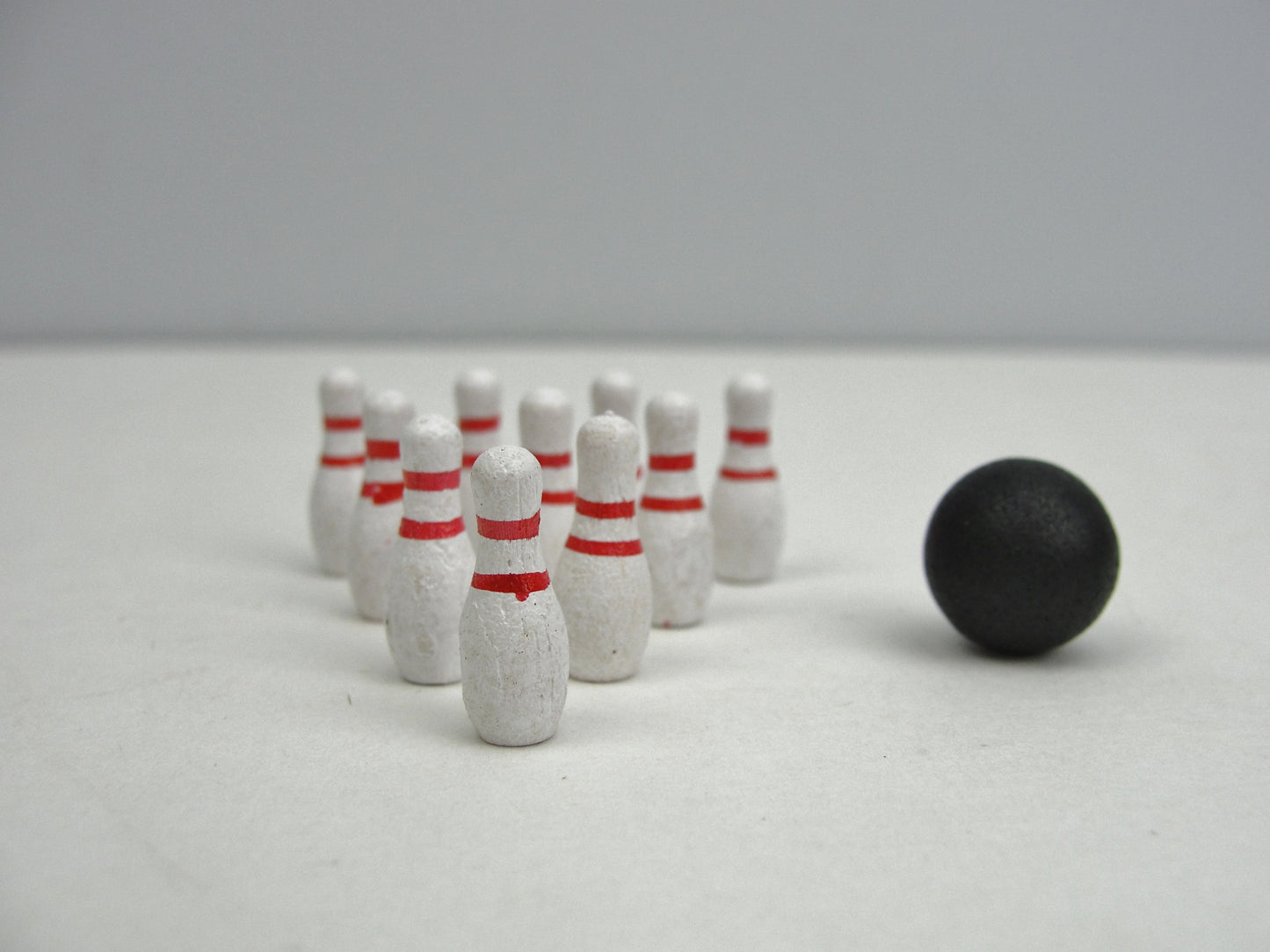 Dollhouse miniature bowling set