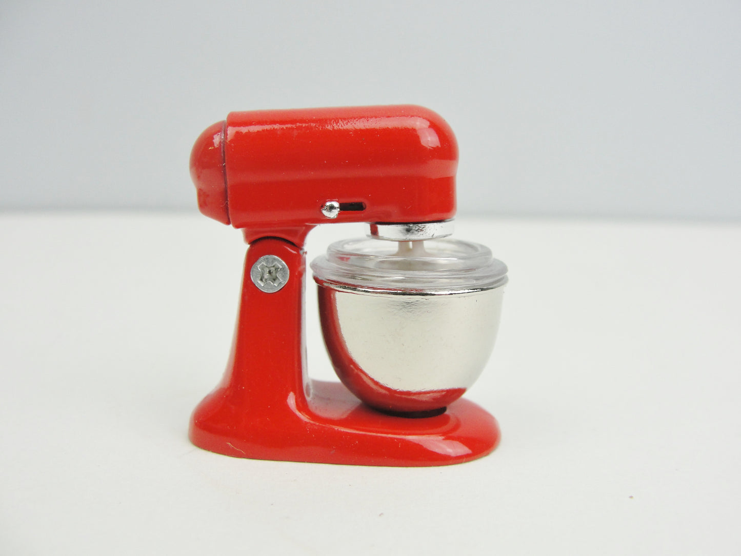 Dollhouse miniature mixer