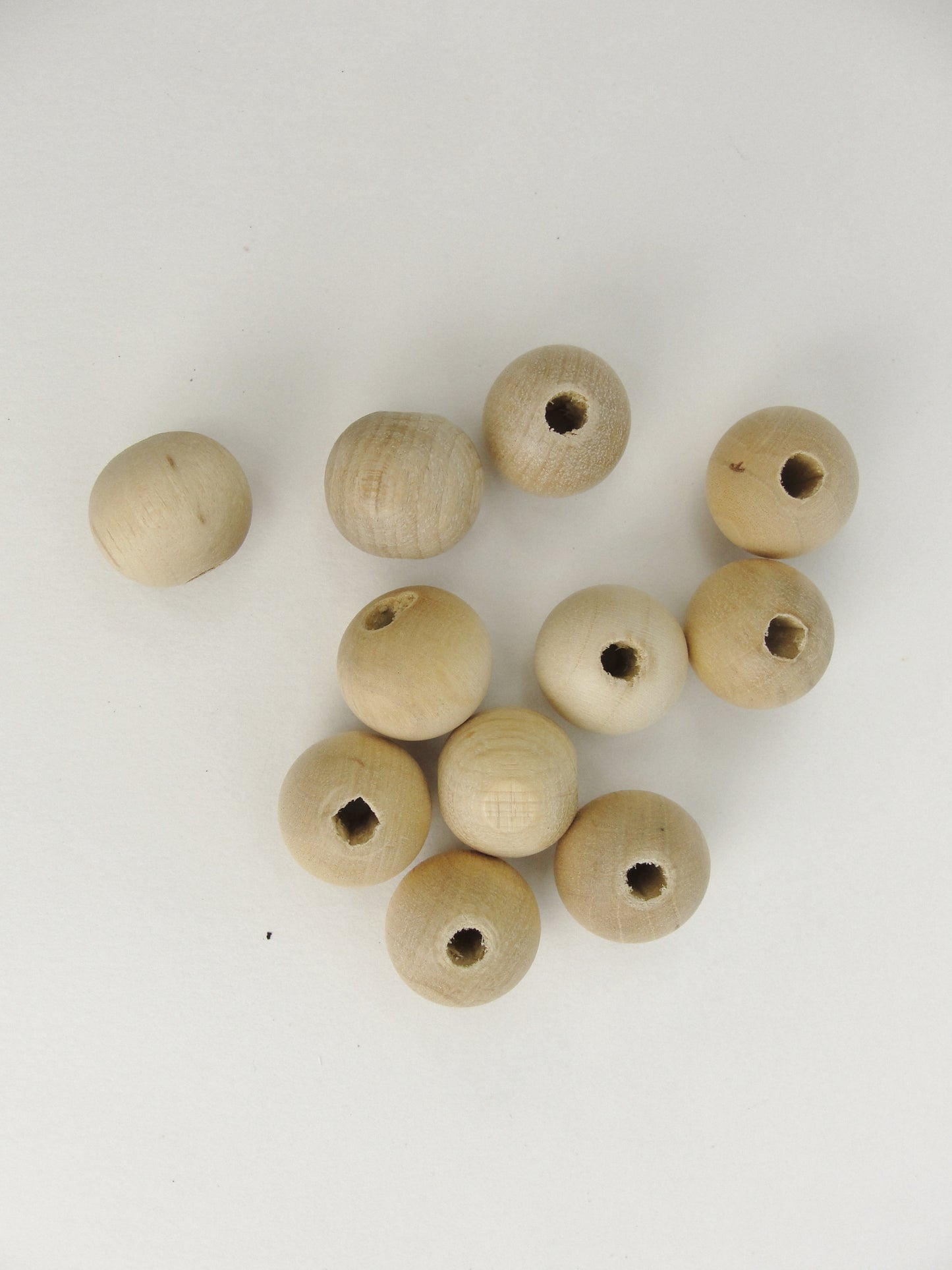 16mm unfinished round wooden beads, 5/8" (.62") with 5/32" hole - Wood parts - Craft Supply House