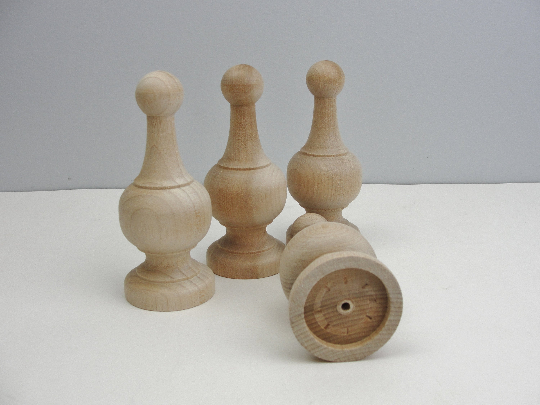 Wooden finial 4 1/2" set of 4
