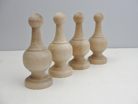 Wooden finial 4 1/2" set of 4