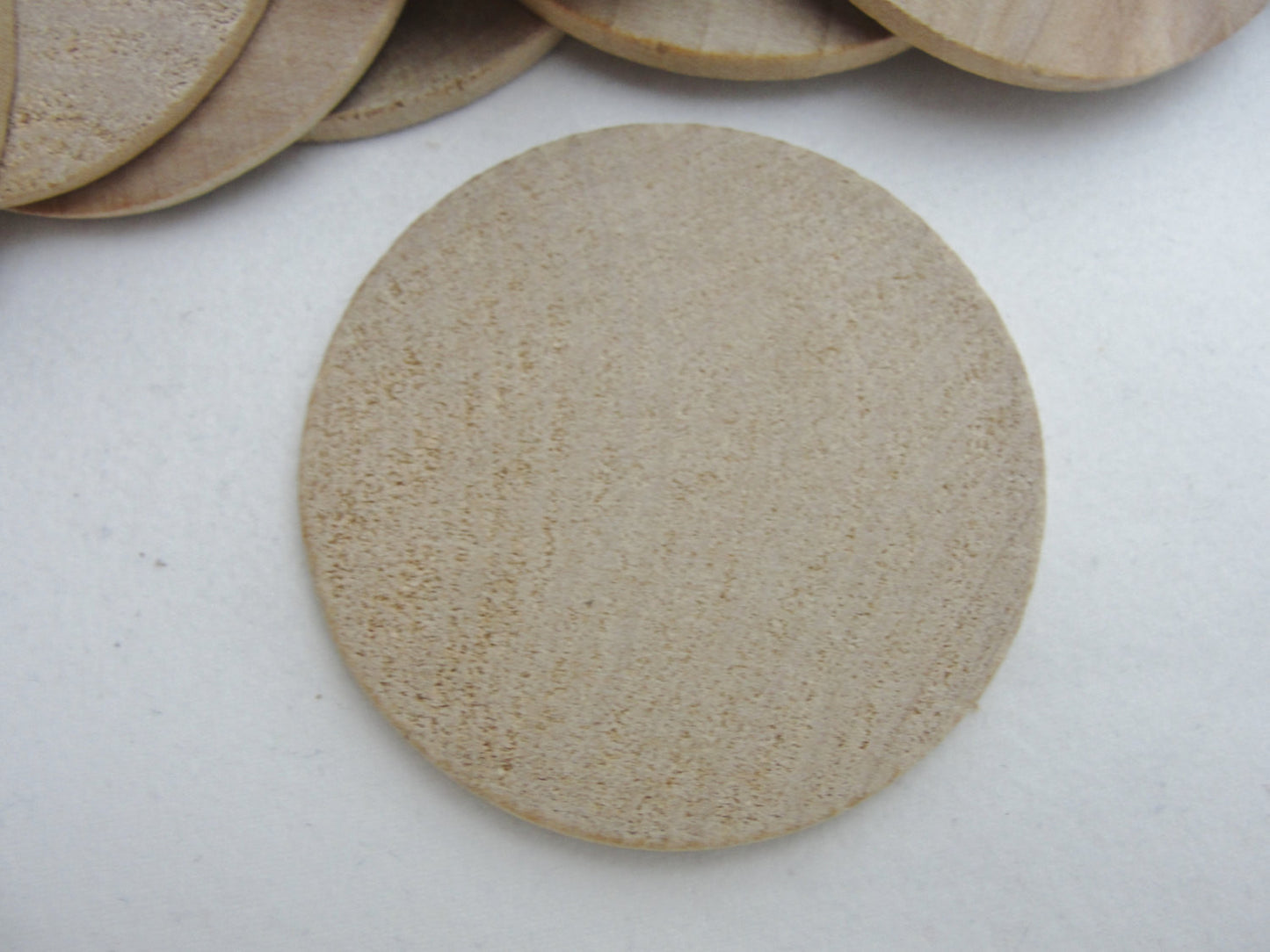 Wooden Circle disc 1 3/4" x 1/8" thick - Wood parts - Craft Supply House