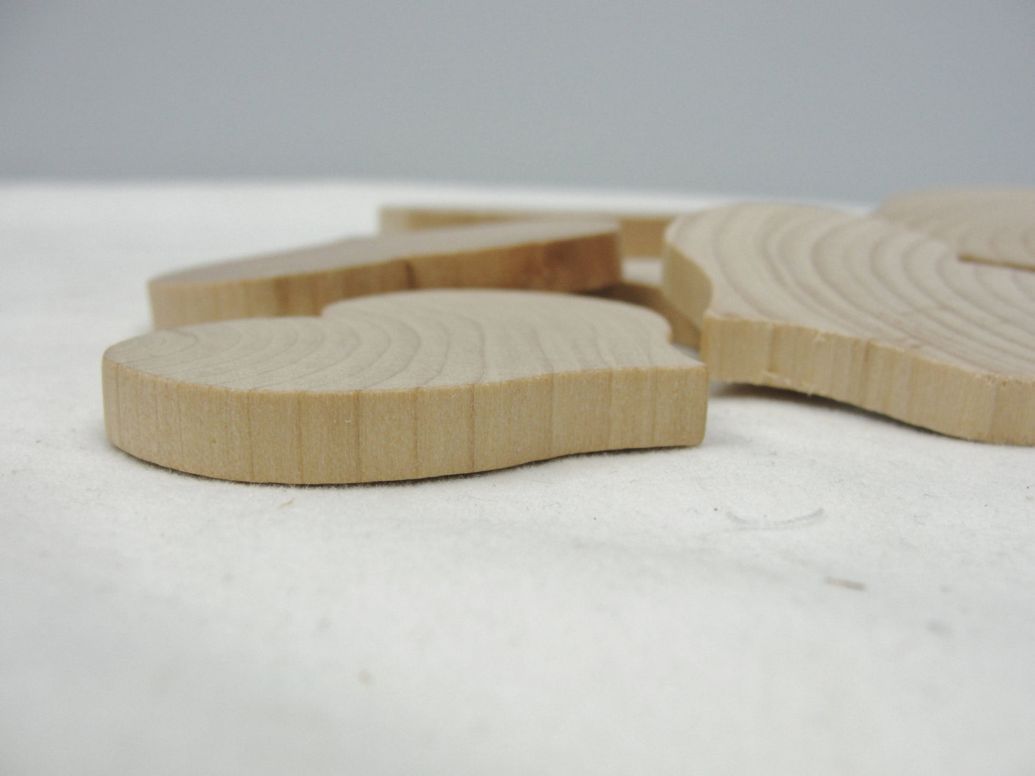 Wooden country hearts 1 1/2" wide 1 1/8" tall 3/16" thick unfinished - Wood parts - Craft Supply House