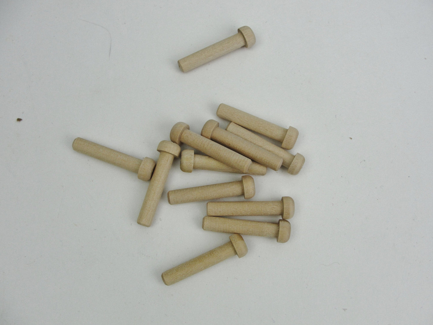 Short wooden peg 1 3/8" toy axle, unfinished DIY set of 12