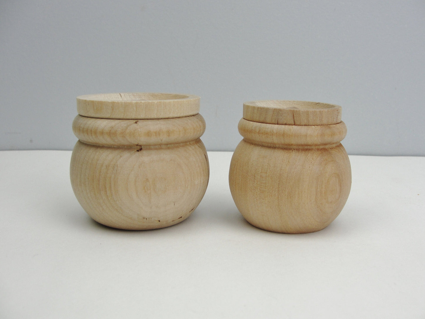 Wood bean pot choose your size and add a scoop