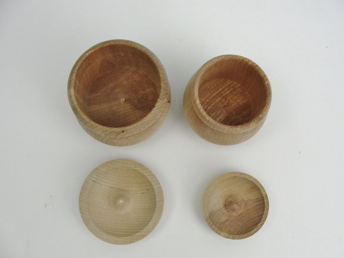 Wood bean pot choose your size and add a scoop