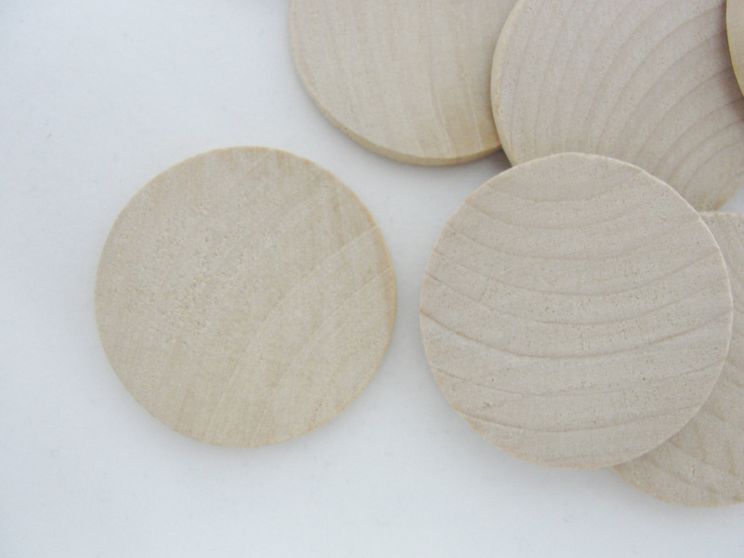 Wooden Circle 1 1/4" x 1/8" thick disc - Wood parts - Craft Supply House