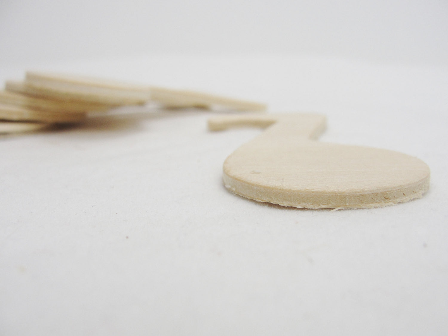 Music note ornament set of 6 - Wood parts - Craft Supply House