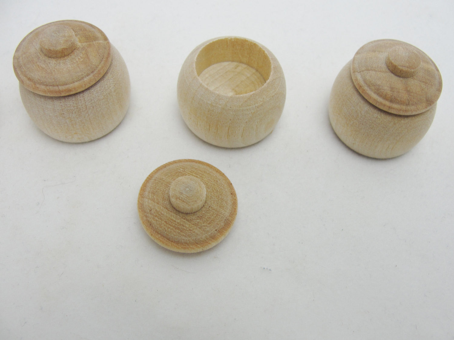 5 Miniature bean pots, miniature honey pots, dollhouse accessories - Wood parts - Craft Supply House